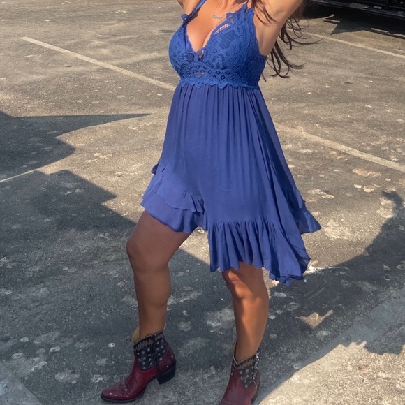 Free People Black Adella Lace Dress in Rose color size Small. Asymmetric hem - Picture 16 of 16